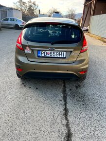 Ford Fiesta 1.4 Duratec Titanium A/T - 6