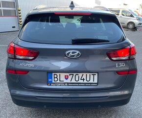 Hyundai i30 kombi 1.4TGdi 103kw benzín, 2019, SVK - 6