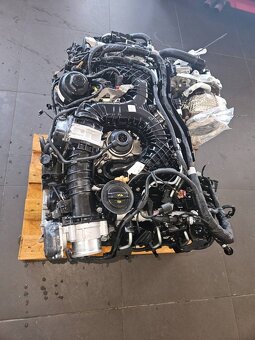 MOTOR DHX 3,0 TDI AUDI Q8 - 6