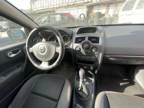 Renault Megane 1.6 16V kombi - 6