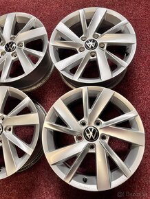 5x112 R16 originál Volkswagen golf 8. TOP STAV - 6