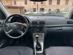 Predám Toyotu Avensis 2,0D - 6