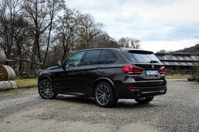 BMW X5 X-drive 40d A/T - 6