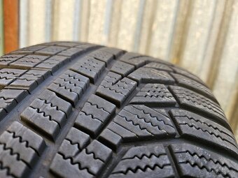 Zimné pneumatiky Hankook + Semperit - 205/55 r17 - 6