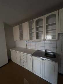 na predaj 4-izbový rodinný dom v tichej oblasti Dunajskej St - 6