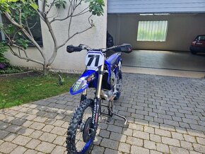 Yamaha YZF450 - 6