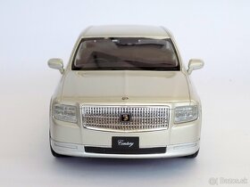 TOYOTA CENTURY 2018 – 1:18 KYOSHO - 6