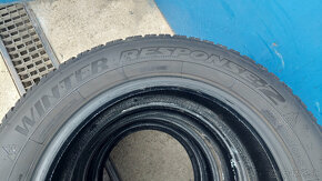 DUNLOP 185/60R15 - 6