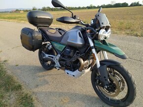 Moto Guzzi V85TT - 6