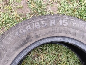 Zimné Barum 195/65 r15 - 6