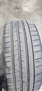 255/40 ZR21 Hankook - 6