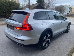 VOLVO V60 CROSS COUNTRY AWD - 6