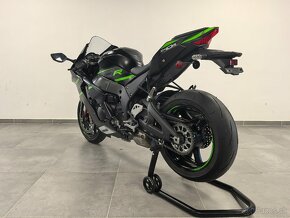 Kawasaki ZX-10R Ninja - 6