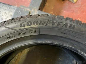 Zimne Pneu GoodYear 225/50 R18 99V Dot:2021 - 6