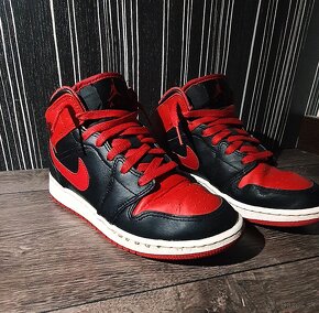 Air Jordan I - 6