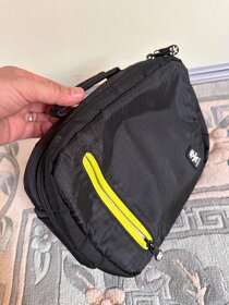 Crumpler trak jack toiletry kit čierna - 6