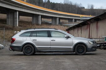 Škoda Superb Combi 2.0 TDI CR 170k Elegance 4x4 DSG - 6