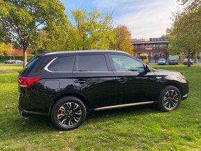 Mitsubishi Outlander 2.0 PHEV AT Instyle 4WD, 49.600 km - 6