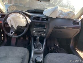 Rozpredam Volkswagen Jetta IV 1.6 tdi 2014 - 6