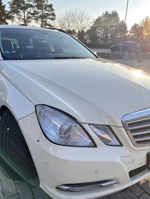 Mercedes Benz E200 - 6