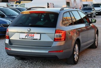 Škoda Octavia Combi 2.0 TDI Elegance/Style - 6