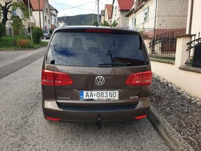 Volkswagen Touran 2.0 TDI DSG - 6