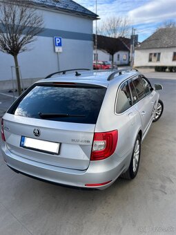 Škoda Superb Combi 2.0 TDi DSG 103kw NAVI/Colombus - 6