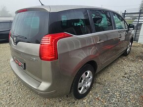 PEUGEOT 5008  1.6HDI (2014) - 6