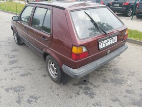 Volkswagen Golf 1.3 CL - 6