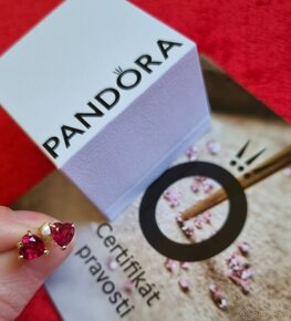 PANDORA strieborné trblietavé náušnice srdcia - 6