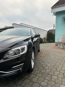 Volvo D6 AWD 2.4 5V V60 Plug-in Hybrid - 6