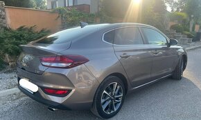 Hyundai i30 fastback - 6