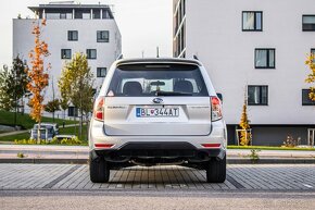 Subaru Forester SH 2,5 XT Turbo Benzín 169 kW - 6