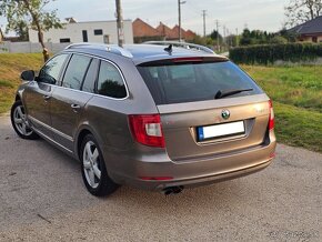 Škoda Superb II Combi 2.0 TDI 125 kW DSG Elegance - 6