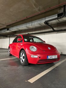 Predám Volkswagen new beetle 2.0 benzín - 6