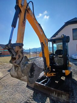 Minibager minirypadlo jcb 8026cts - 6