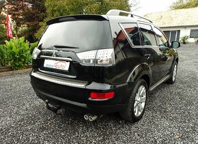 MITSUBISHI OUTLANDER 2.2D-ID 4x4 AUTOMAT 7miest 147tis km - 6