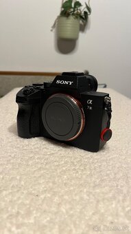 Predám Sony a7iii + všetko čo je na fotke l REZERVOVANÝ - 6