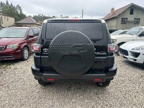 2014 Toyota FJ Cruiser 4,0 V6 Automat Uzavierka - 6