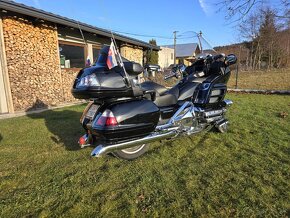 Honda Goldwing GL 1800 - 6