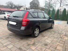 Predám Kia Ceed SW 1.4benzín 130 000km - 6