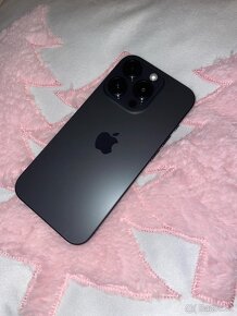 iPhone 15 Pro 512 GB Black Titanium - 6