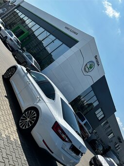 Predam škoda superb III 2.0 140 kw DSG REZERVOVANÉ DO 27.1 - 6