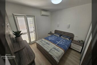 PRIVLAKA - trojizbový apartmán 20 m od mora - 6