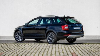 Škoda Octavia Combi 2.0 TDI Scout DSG 4x4 EU6 - 6