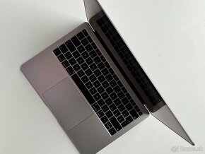 MacBook Air 13 Retina 2019 SpaceGray - 6