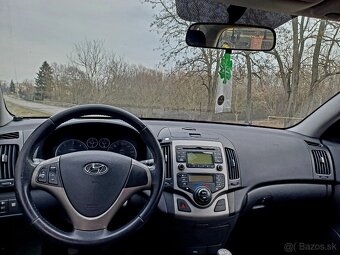 HYUNDAI I30 1.6 CRDI - 6