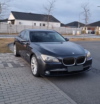 Bmw 740i F01 - 6