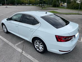 Škoda Superb 2.0 TDI 190k 4x4 Style A7 - 6