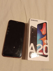 Samsung Galaxy A20e - 6